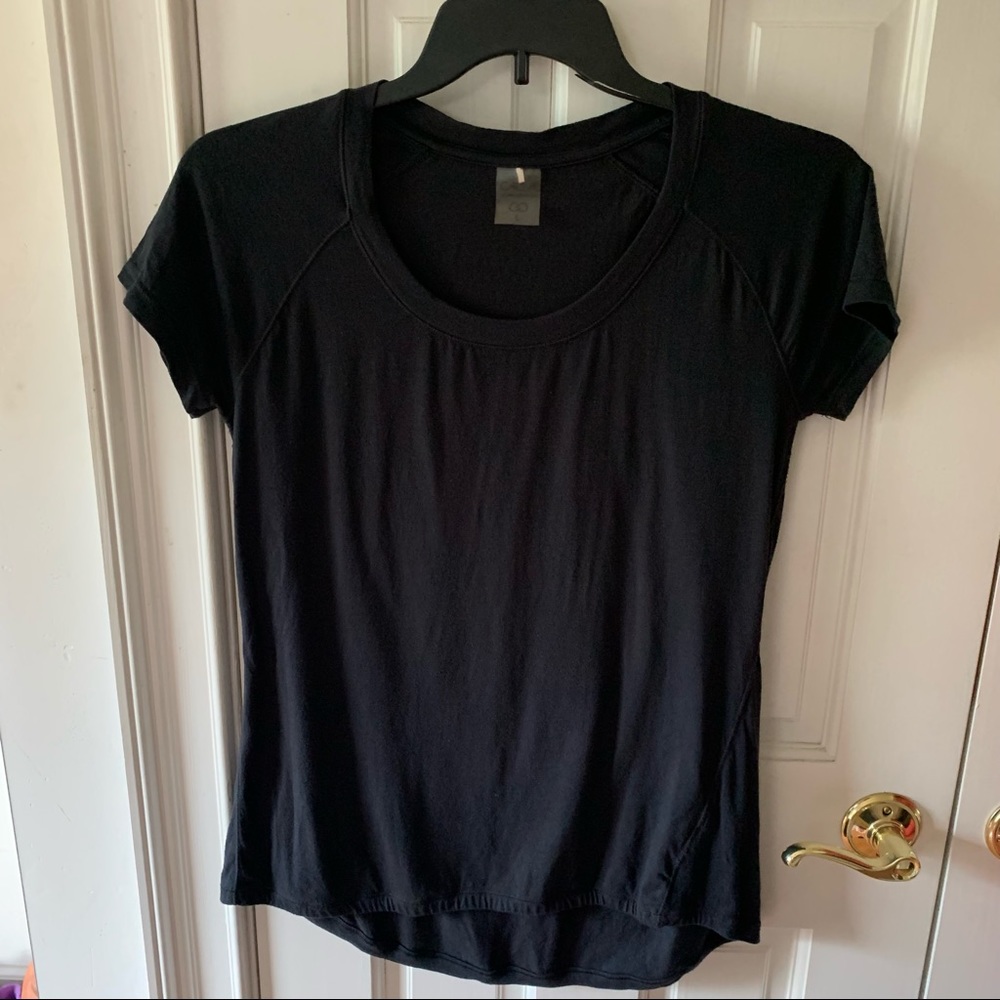CALIA by Carrie Underwood Black Tee Size Large